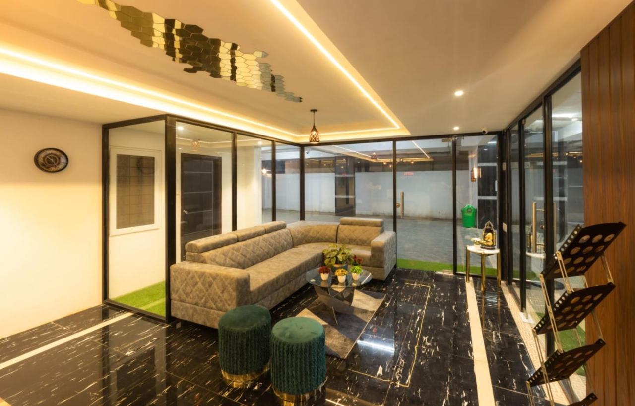 Beestay Hotels Elite Park 蒂鲁帕蒂 外观 照片