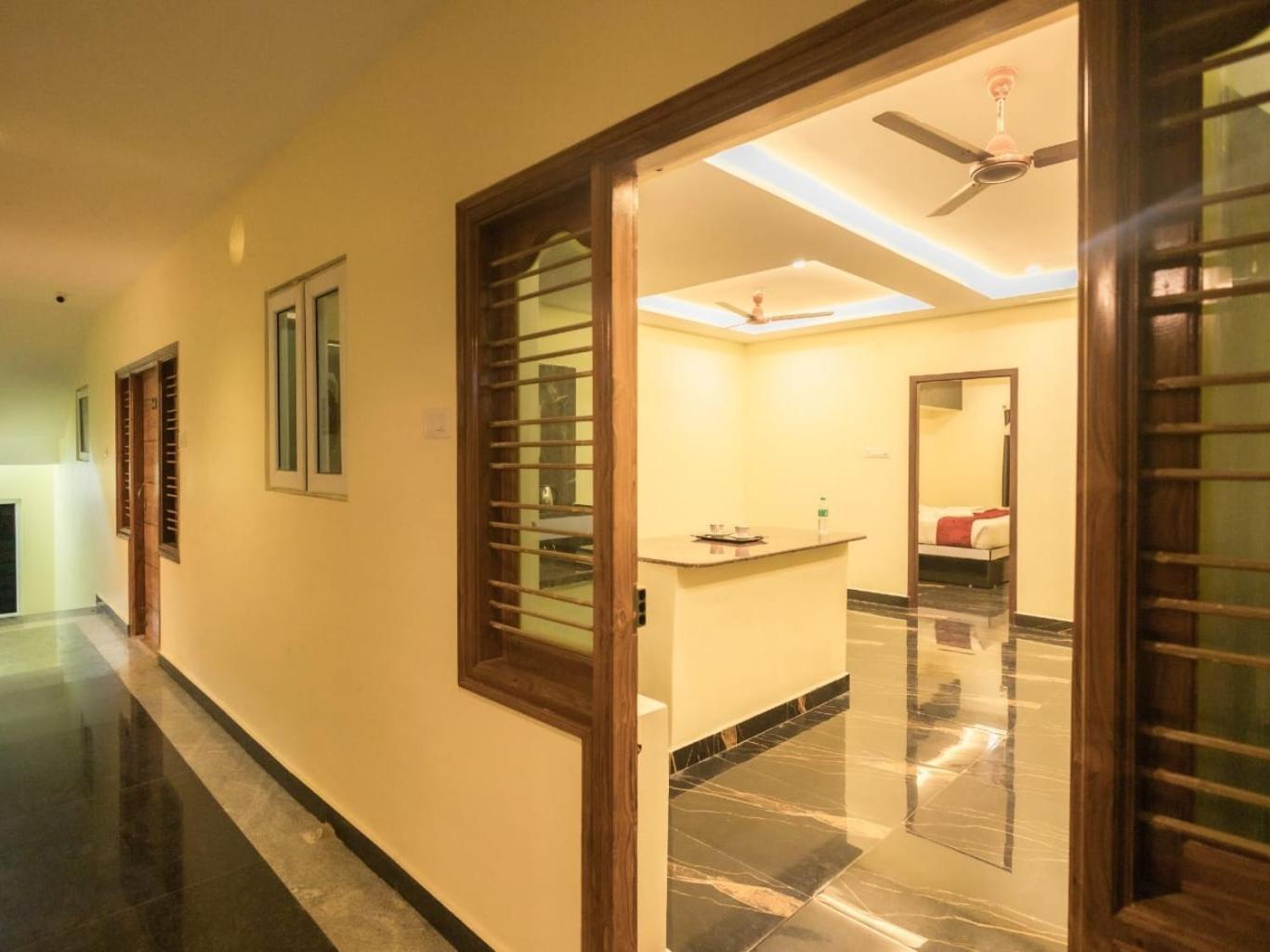 Beestay Hotels Elite Park 蒂鲁帕蒂 外观 照片