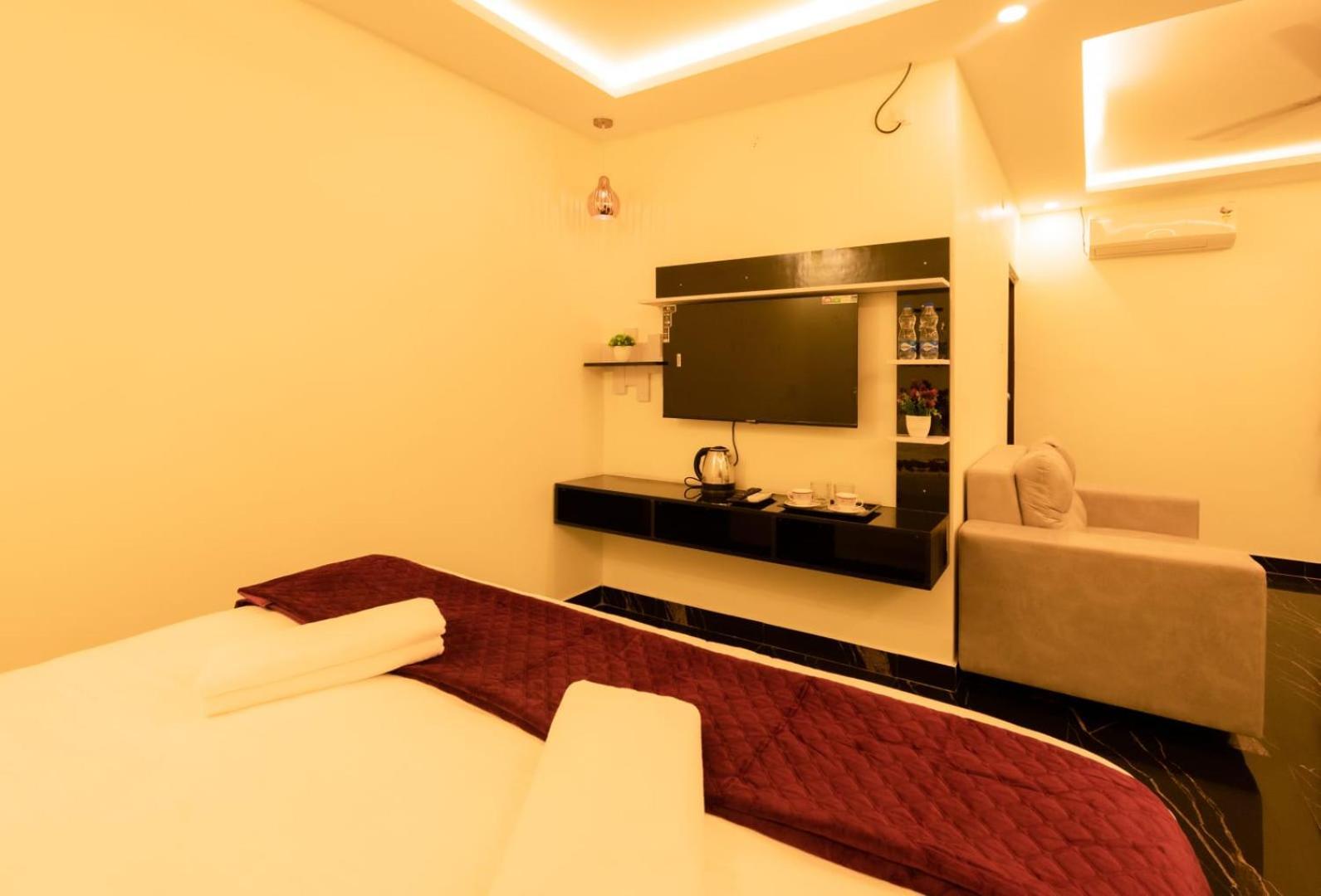 Beestay Hotels Elite Park 蒂鲁帕蒂 外观 照片